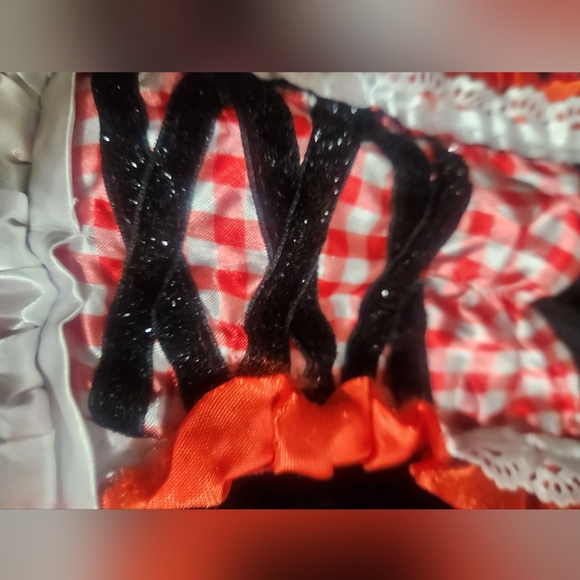 Kids Red and White Checkered Costume Size 6 To 12 Months - Picture 4 of 6